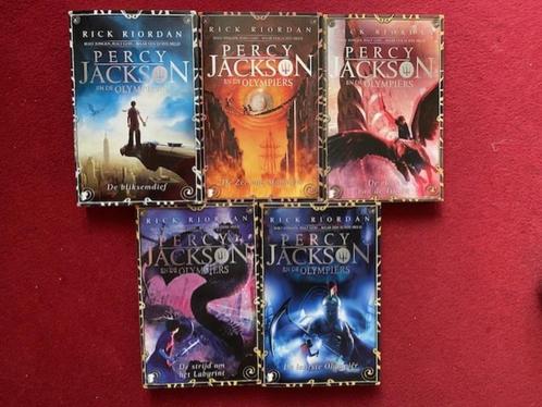 RICK RIORDAN PERCY JACKSON EN DE OLYMPIERS DE COMPLETE SERIE, Boeken, Fantasy, Verzenden