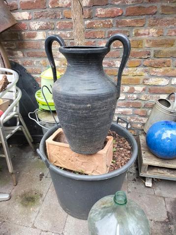 Leuke vaas fontein of waterval  beschikbaar voor biedingen