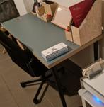 Bureau met bureaustoel, Huis en Inrichting, Bureaus, Ophalen, Zo goed als nieuw, Bureau
