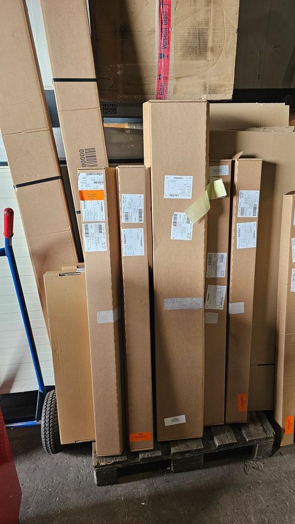 Hoogglans dak en raam lijsten set 11 delig BMW 5 serie G61, Auto-onderdelen, Carrosserie, BMW, Gebruikt, Herkomst onderdeel bekend