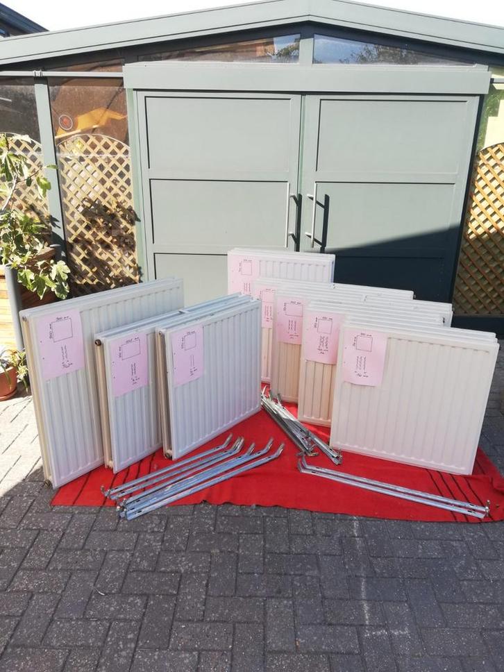 Verschillende maten radiatoren, Doe-het-zelf en Bouw, Verwarming en Radiatoren, Gebruikt, Radiator, Ophalen