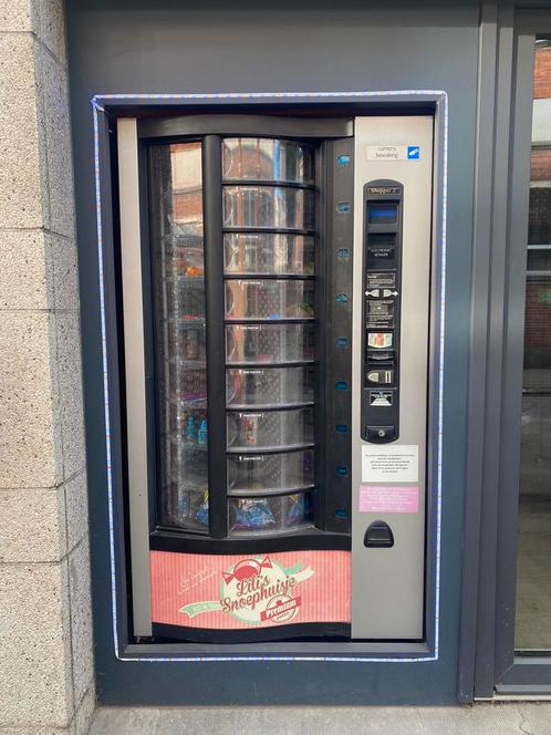 Brood, fruit, snoep of groenteautomaat, Verzamelen, Automaten | Gokkasten en Fruitautomaten, Zo goed als nieuw, Euro, Met sleutels