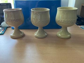 Bierpotten en bierglas beschikbaar voor biedingen
