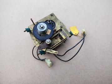 Draaitafel Motor Wurlitzer 3710/ 3700 (1973) jukebox   beschikbaar voor biedingen