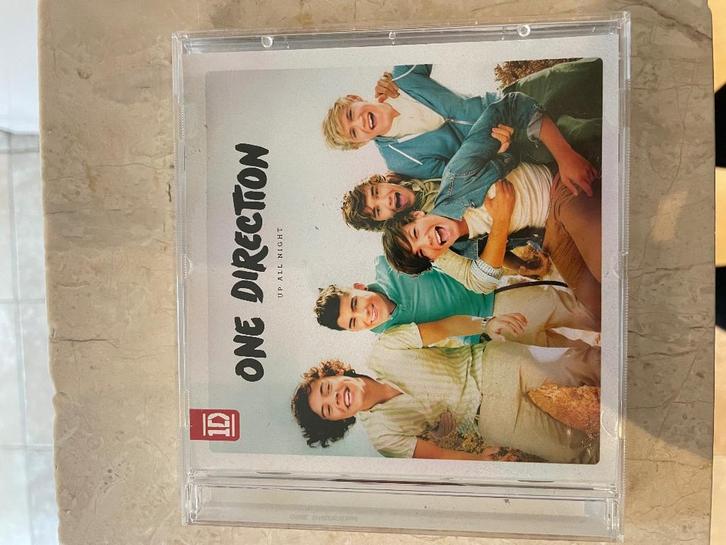 Albums en DVD -  One Direction, Cd's en Dvd's, Cd's | Pop, Zo goed als nieuw, 2000 tot heden, Ophalen of Verzenden