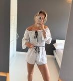 Wit off shoulder playsuit met zwarte stippen (Golden Days), Kleding | Dames, Jumpsuits, Golden Days, Wit, Ophalen of Verzenden