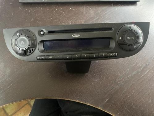 Radio CD Speler van een Fiat 500, Auto-onderdelen, Elektronica en Kabels, Fiat, Gebruikt, 3 maanden garantie