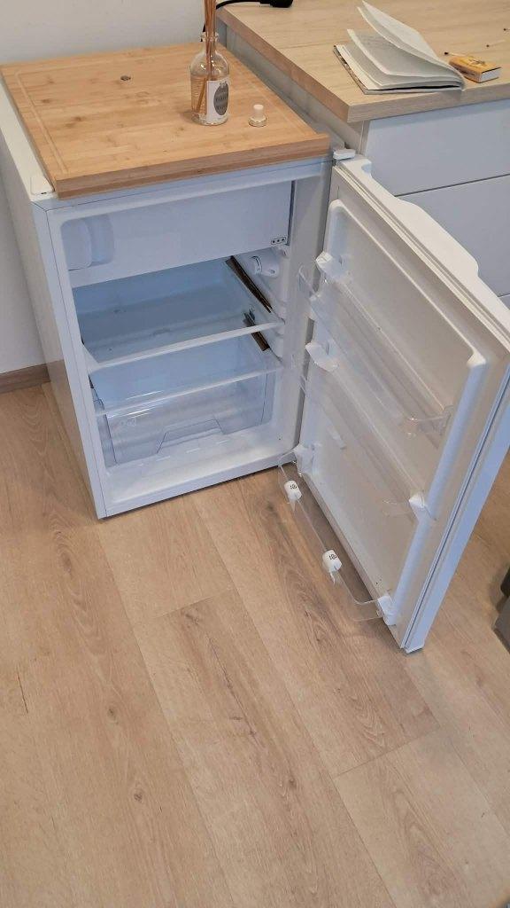 Petit frigo table-top avec compartiment freezer, Electroménager, Réfrigérateurs & Frigos, Utilisé, Enlèvement