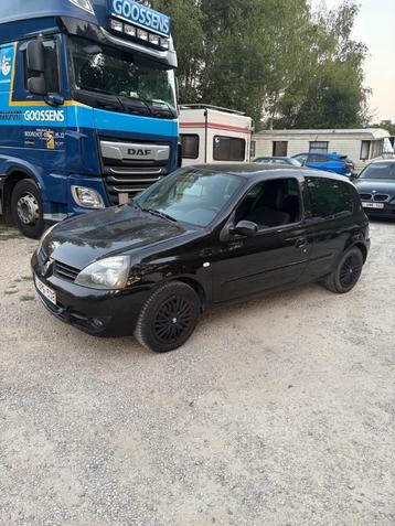Renault Clio  beschikbaar voor biedingen