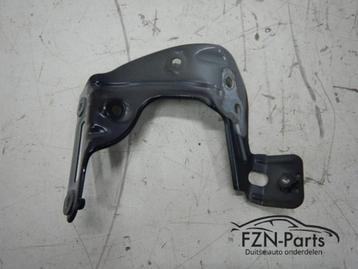 VW Golf Sportsvan Zijschermsteun Links-voor 510821135C beschikbaar voor biedingen