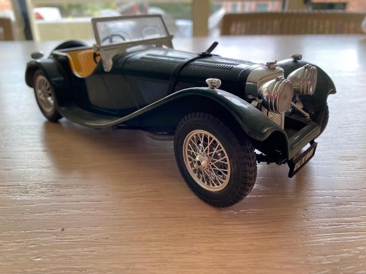 Modelauto Jaguar SS 100, Hobby en Vrije tijd, Modelauto's | 1:18, Nieuw, Auto, Burago, Ophalen of Verzenden