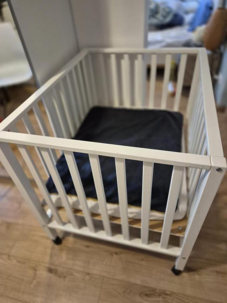 Pericles babypark “Amy” PK581,wit,verstelbare bodem/wieltjes, Kinderen en Baby's, Babyparken, Gebruikt, Rechthoekig, In hoogte verstelbaar