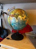 Antieke oude wereldbol met verlichting, Huis en Inrichting, Ophalen, Interactief, Zo goed als nieuw