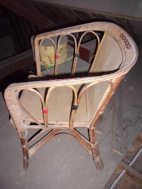 oude rieten fauteuil van rotan URGENT DRINGEND, Antiek en Kunst, Curiosa en Brocante, Ophalen