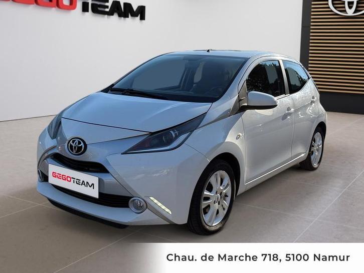 Toyota Aygo x-play, Auto's, Toyota, Aygo, Airbags, Airconditioning, Alarm, Bluetooth, Centrale vergrendeling, Electronic Stability Program (ESP)