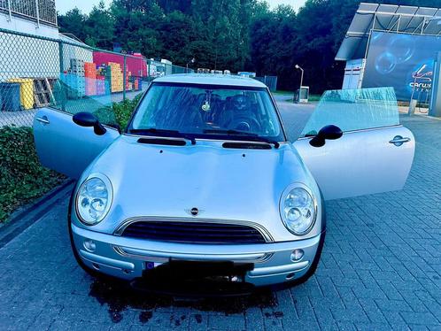 Mini Mini One, Auto's, Mini, Particulier, One, Elektrische ramen, Benzine, 3 deurs, Handgeschakeld, Zilver of Grijs, Ophalen