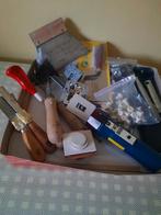 Lotje klusgerief, Doe-het-zelf en Bouw, Ophalen, Zo goed als nieuw