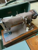 WAREMME - Machine a coudre ancienne SINGER avec accessoires, Antiek en Kunst, Antiek | Naaimachines, Ophalen