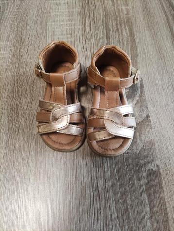 Baby sandalen - maat 21 beschikbaar voor biedingen