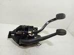 PEDALENSET BMW 2 serie Gran Tourer (F46) (687084802), Auto-onderdelen, Gebruikt, BMW
