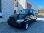 Hyundai H-1 dubbelcabine lichtevracht 143 000 km GEKEURD !, Auto's, Hyundai, Monovolume, Zwart, Zwart, Bedrijf