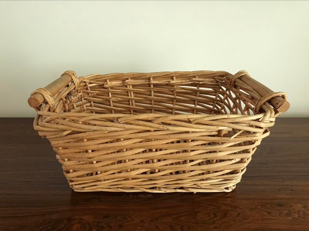 Rieten rotan mand rechthoekig 38 x30 x 17 cm h, Ophalen of Verzenden, Gebruikt, Rechthoekig, Mand