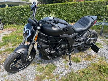 À vendre : Benelli 502C – 2024/Comme neuve/1000 km seulement, 2 cylindres, Particulier, 12 à 35 kW, Autre
