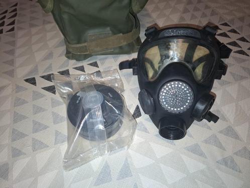 Gasmasker met sealed filter en draagzak, Verzamelen, Militaria | Algemeen, Landmacht, Overige typen, Ophalen of Verzenden