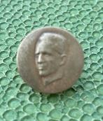 Pin - Portrait du Roi Baudouin - edité par Fibru, Collections, Enlèvement ou Envoi, Utilisé, Insigne ou Pin's