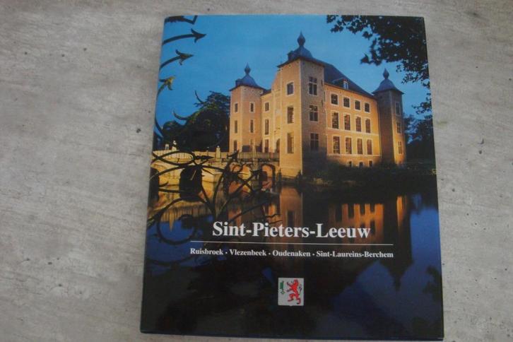 SINT-PIETERS-LEEUW........, Boeken, Geschiedenis | Stad en Regio, Gelezen, Ophalen of Verzenden
