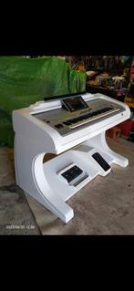 Uniek klaviermeubel voor de yamaha Tyros 3,4,5, Muziek en Instrumenten, Ophalen, Zo goed als nieuw
