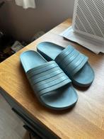 Adidas adilette slippers maat 42, Vêtements | Femmes, Chaussures, Enlèvement ou Envoi, Adidas, Comme neuf, Bleu