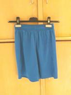 Lichtblauwe sportshort 140-152/10-12j in mooie staat, Ophalen of Verzenden, Zo goed als nieuw, Jongen, Sport- of Zwemkleding