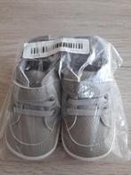 Chaussures bebe 20, Enfants & Bébés, Vêtements de bébé | Chaussures & Chaussettes, Neuf, Garçon ou Fille, Enlèvement ou Envoi