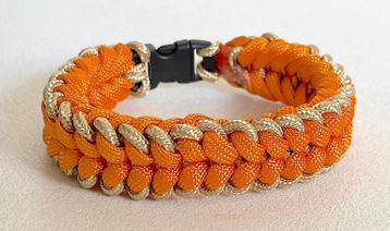 Paracord armbanden beschikbaar voor biedingen