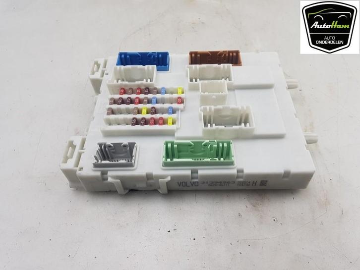 ZEKERINGKAST Volvo V40 (MV) (|31394963|31394135|31394964|), Auto-onderdelen, Elektronica en Kabels, Volvo, Gebruikt