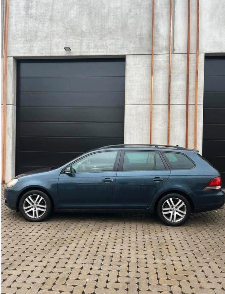 Volkswagen Golf VI Variante 1.6TDI, Autos, Volkswagen, Particulier, Golf, ABS, Phares directionnels, Airbags, Air conditionné