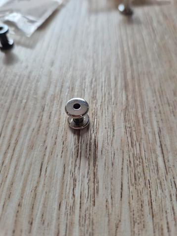 Piercing tunnel vissé chirurgical 5mm, Enlèvement ou Envoi, Comme neuf