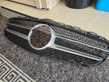 Mercedes W205 S205 Grill beschikbaar voor biedingen