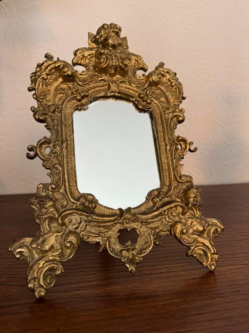 Beau miroir vintage en cuivre avec support en très bon état, Antiquités & Art, Antiquités | Miroirs, Moins de 50 cm, Moins de 100 cm