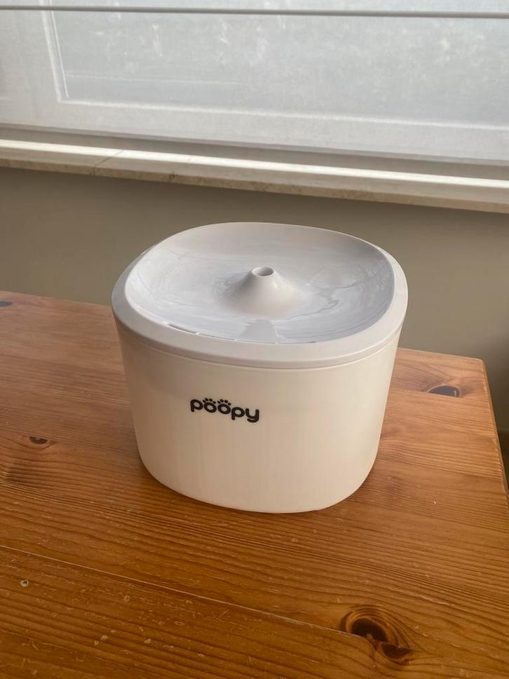 Fontaine à boire automatique Poopy Flow 2, Animaux & Accessoires, Nourriture & Abreuvoirs pour chats, Neuf, Automatiquement, Enlèvement ou Envoi