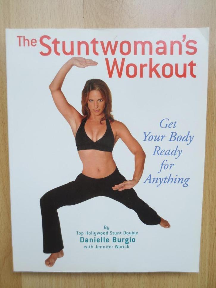 The Stuntwoman's Workout, Boeken, Sportboeken, Zo goed als nieuw, Fitness, Ophalen of Verzenden
