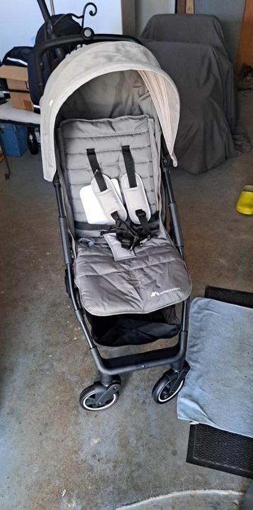 Vend poussette bébéconfort teeny 3D neuve   beschikbaar voor biedingen