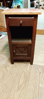 Nachtkastje met marmeren blad, Collections, Enlèvement, Maison et Meubles