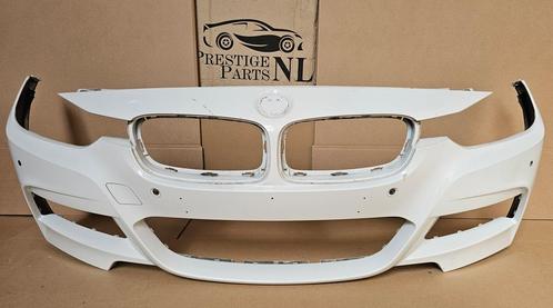 Voorbumper BMW 3 Serie F30 F31 LCI M Pakket 4xPDC Bumper, Auto-onderdelen, Carrosserie, Bumper, Voor, Gebruikt, Herkomst onderdeel bekend
