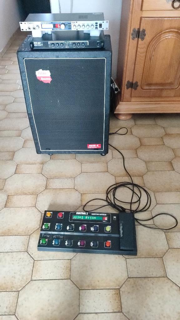 digitech gsp 1101, Musique & Instruments, Amplis | Basse & Guitare, Comme neuf, Guitare, 100 watts ou plus, Enlèvement ou Envoi