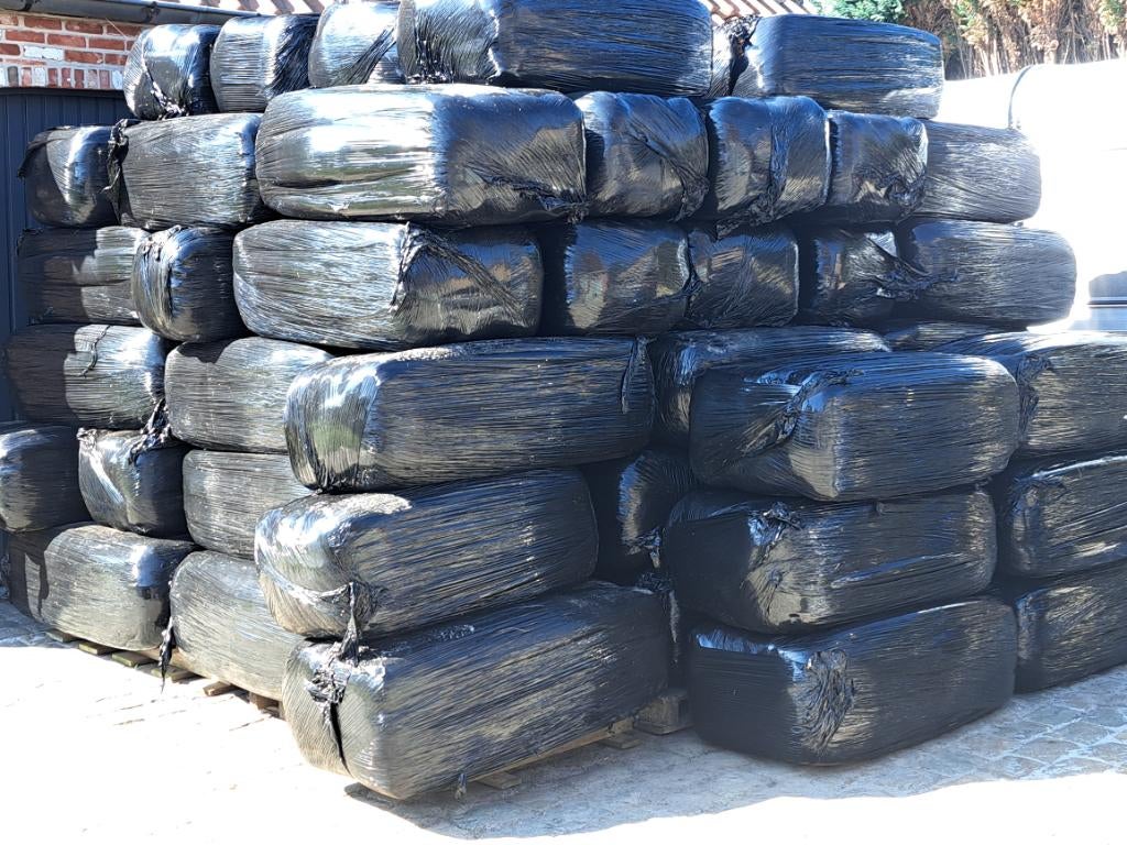 Klein pakjes voordroog hooi, Zakelijke goederen, Landbouw | Veevoer, Ophalen