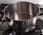 Marmite Demeyer, hauteur 12 cm, largeur 25 cm, Maison & Meubles, Cuisine | Casseroles & Poêles, Inox, Plaque céramique, Enlèvement