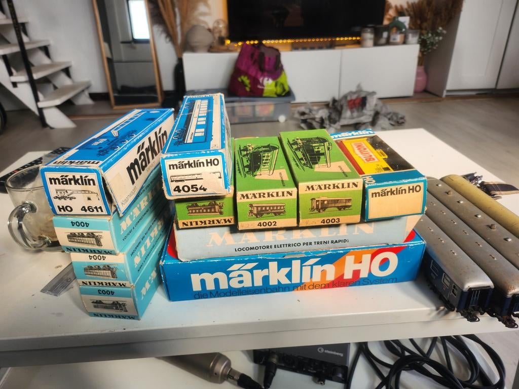 Lot locomotive et wagons, Hobby & Loisirs créatifs, Trains miniatures | Échelle N, Enlèvement ou Envoi, Locomotive