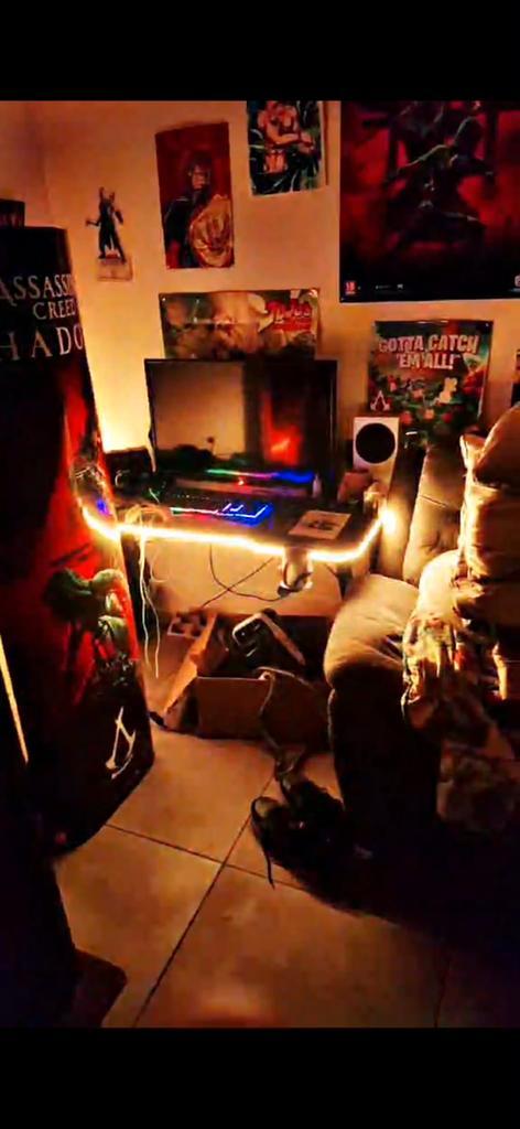 Set up gaming, Huis en Inrichting, Bureaustoelen, Gebruikt, Zwart, Gaming bureaustoel, Ophalen